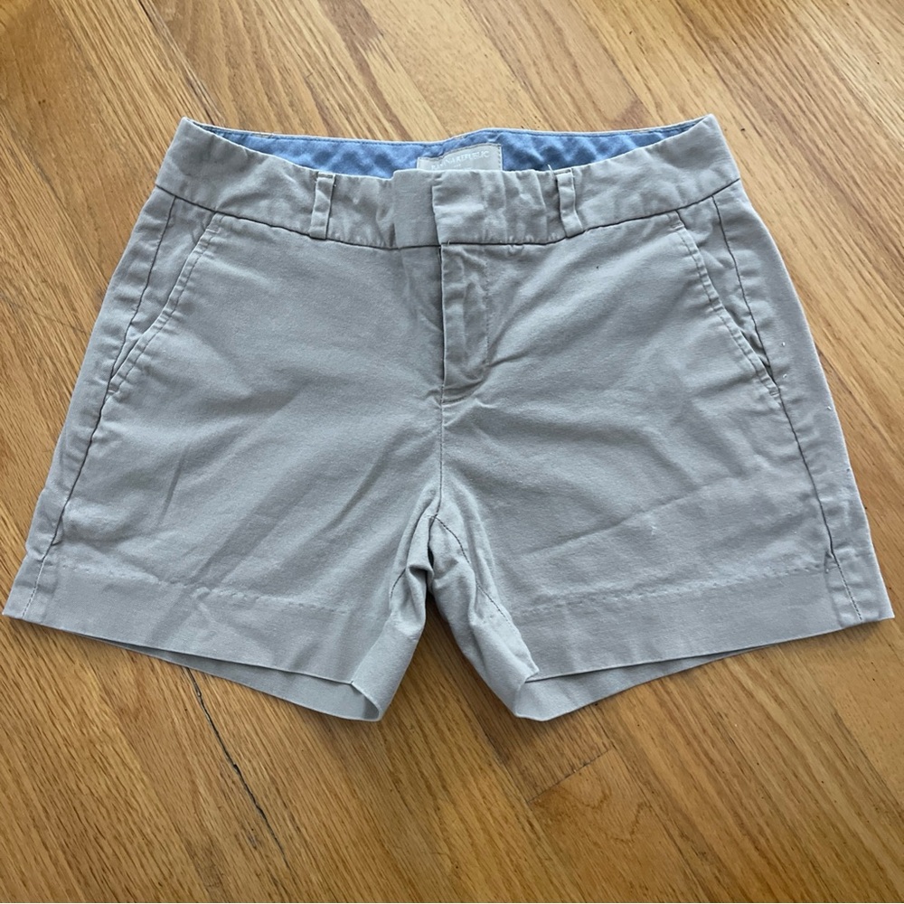 Banana Republic Light Tan Women's shorts